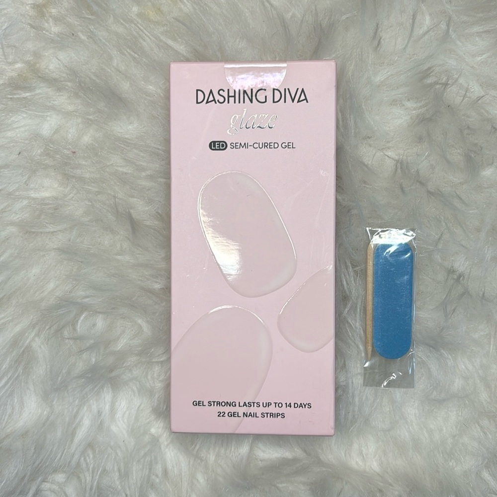 Dashing Diva glaze LED SEMI CURED GEL